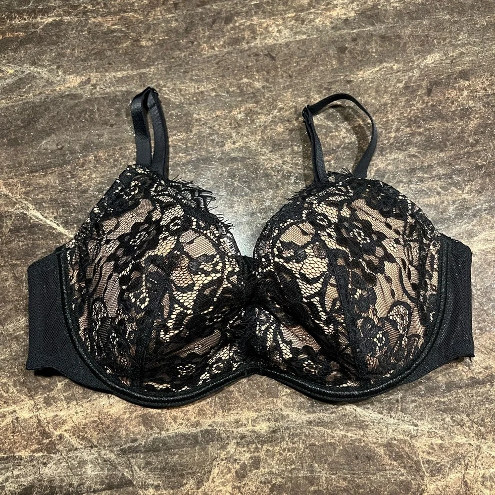 Adore me Meeni Contour black lace size 36C